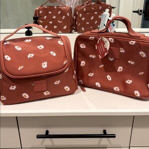 Tender Love + Carry toiletry bags set of 2
